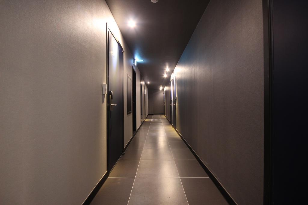 The May Hotel Busan Bagian luar foto