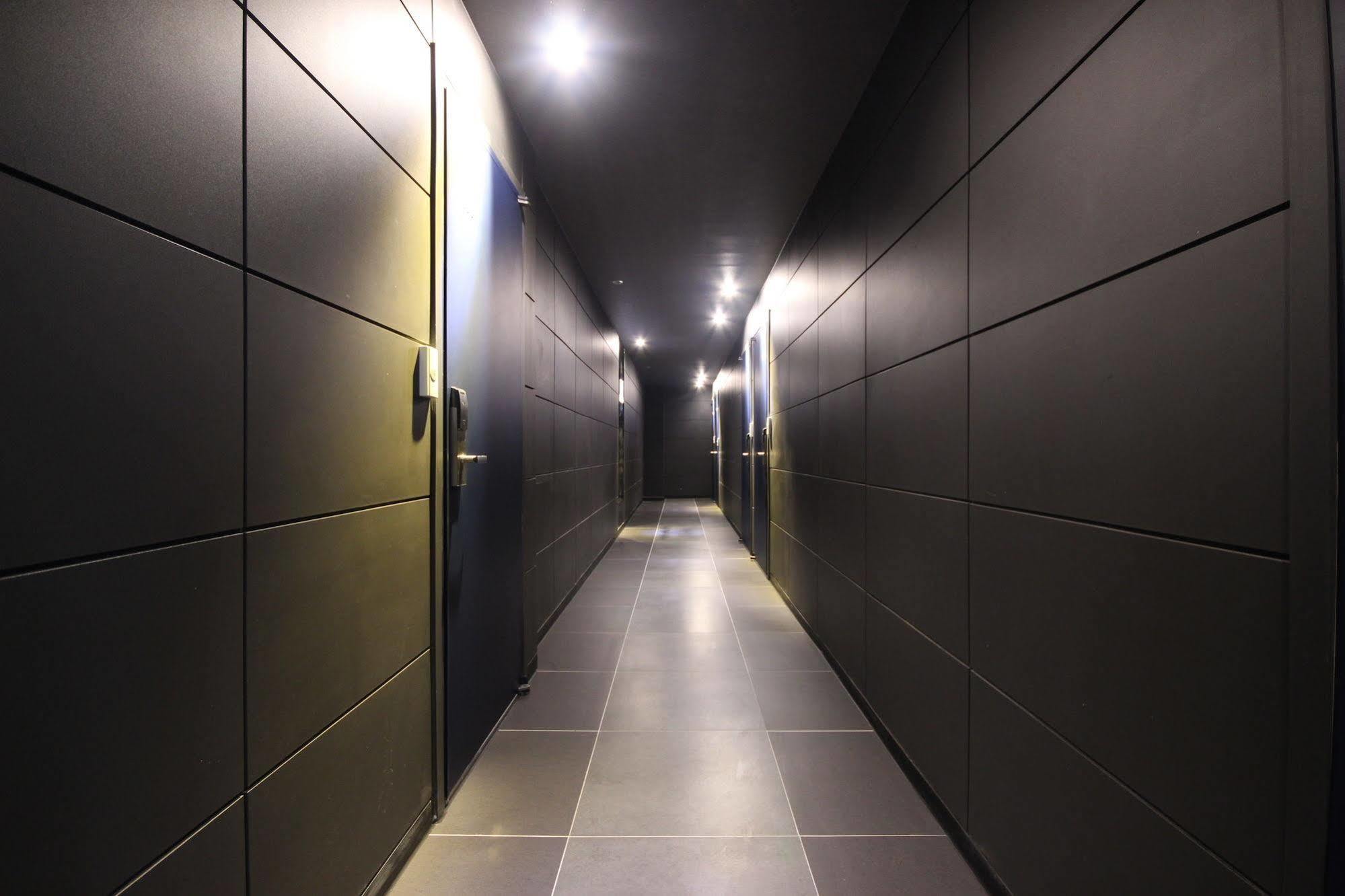 The May Hotel Busan Bagian luar foto